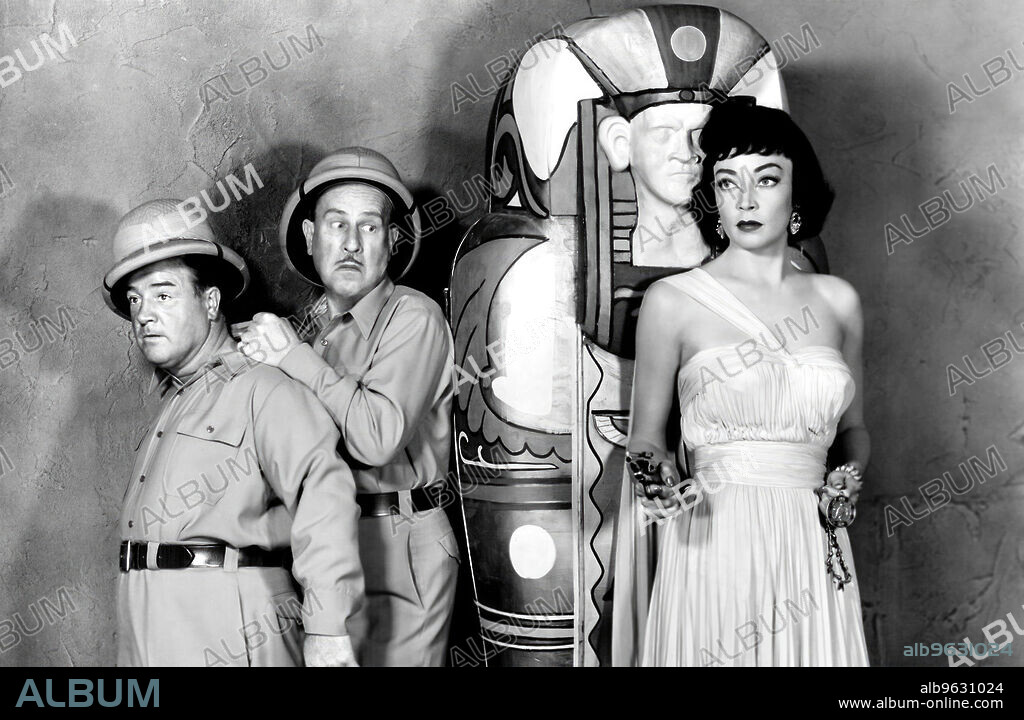 BUD ABBOTT, LOU COSTELLO and MARIE WINDSOR in ABBOTT AND COSTELLO MEET THE MUMMY, 1955, directed by CHARLES LAMONT. Copyright UNIVERSAL PICTURES.