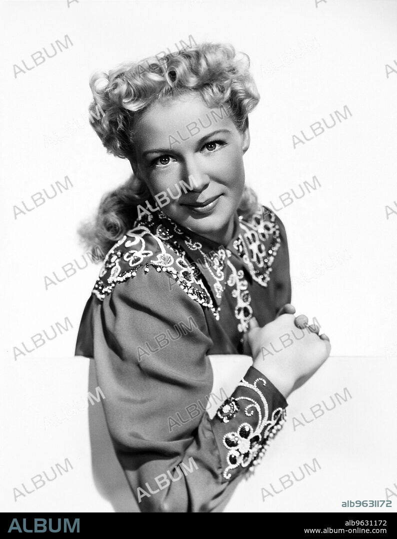BETTY HUTTON in ANNIE GET YOUR GUN, 1950, directed by GEORGE