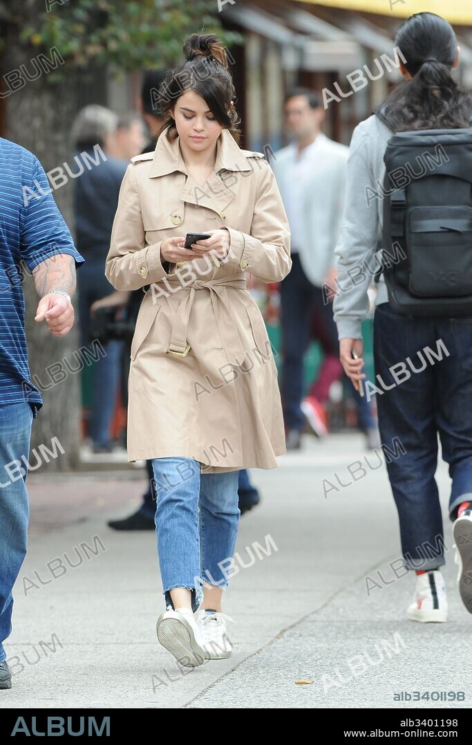 September 21, 2017 - New York, NY, USA - September 21, 2017 New York City..Selena Gomez seen on the set of the Woody Allen Summer Project on September 21, 2017 in New York City. 21/09/2017