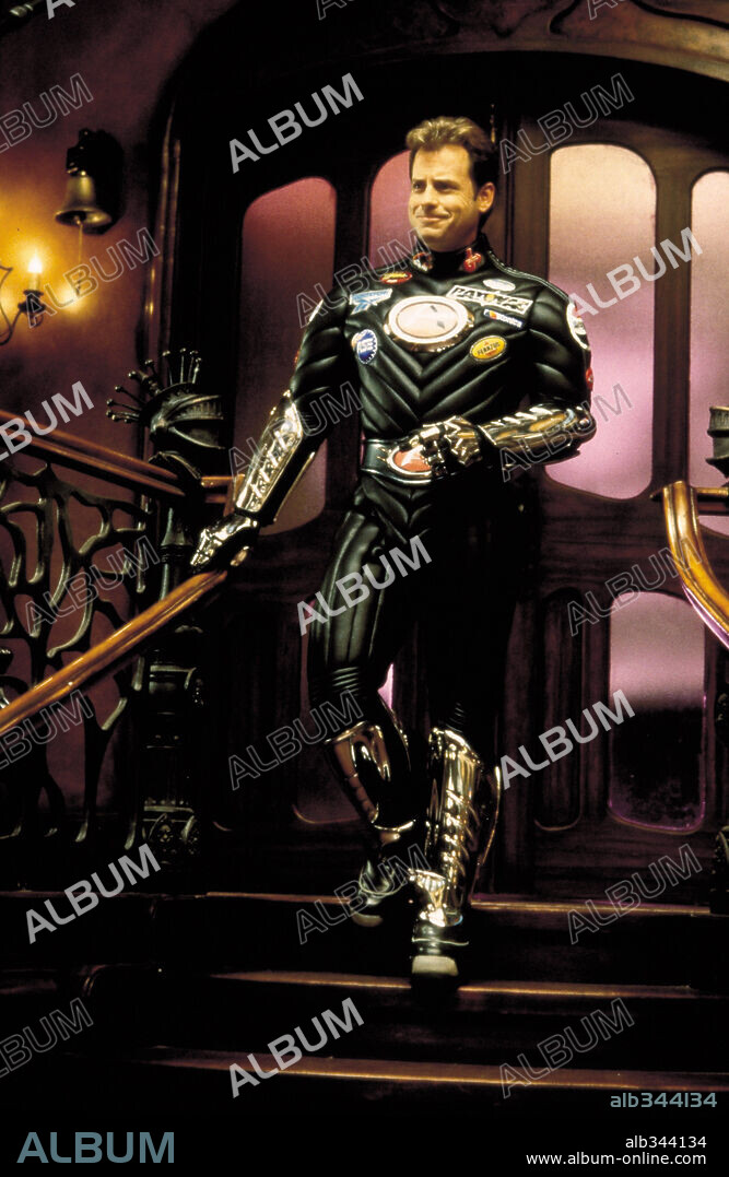 GREG KINNEAR in MYSTERY MEN, 1999, directed by KINKA USHER. Copyright UNIVERSAL PICTURES / GORDON, MELINDA SUE.