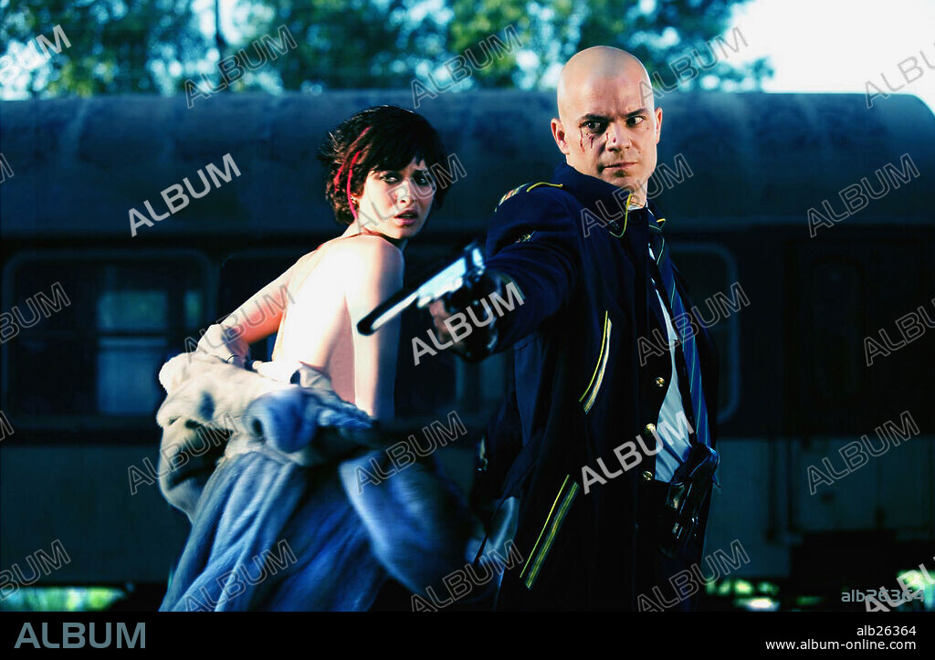 OLGA KURYLENKO and TIMOTHY OLYPHANT in HITMAN, 2007, directed by XAVIER GENS. Copyright ANKA FILM/DAYBREAK PROD./EUROPA CORP./PRIME UNIVERSE PROD./ / TORRES, RICO.