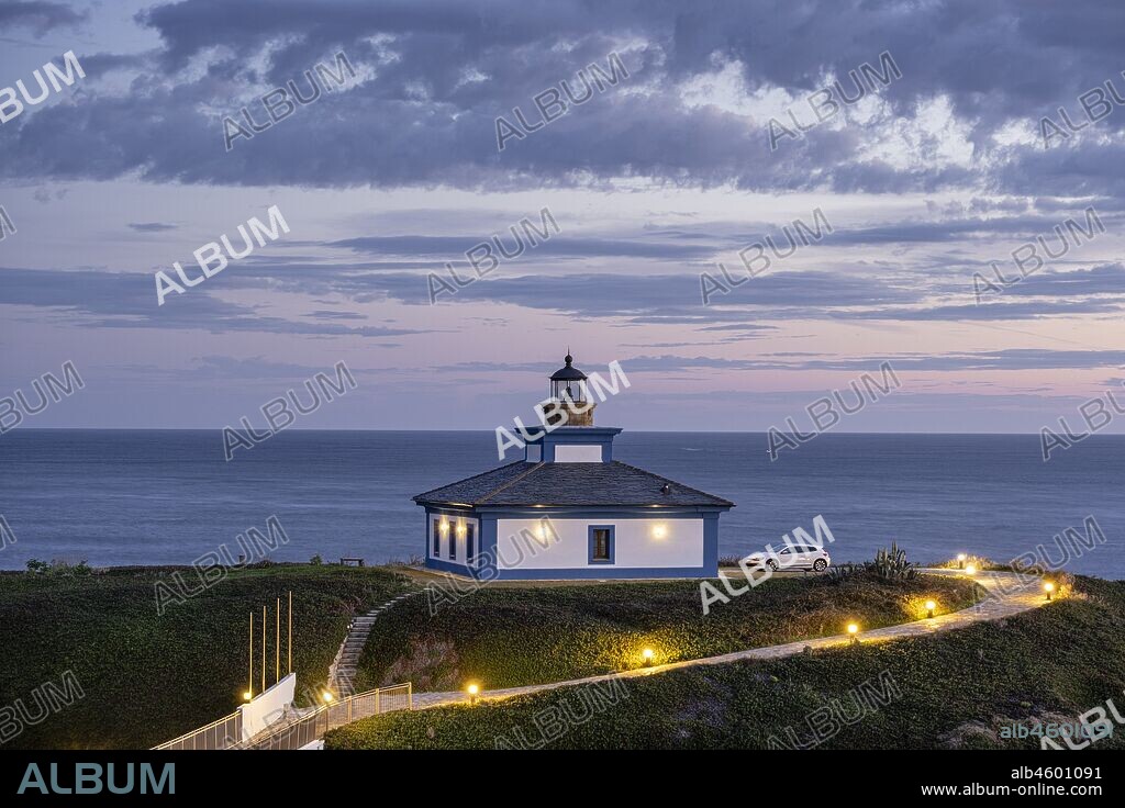 antiguo faro de Ribadeo, 1857, Isla Pancha (Illa Pancha) , Ribadeo, Lugo, Galicia, Spain.