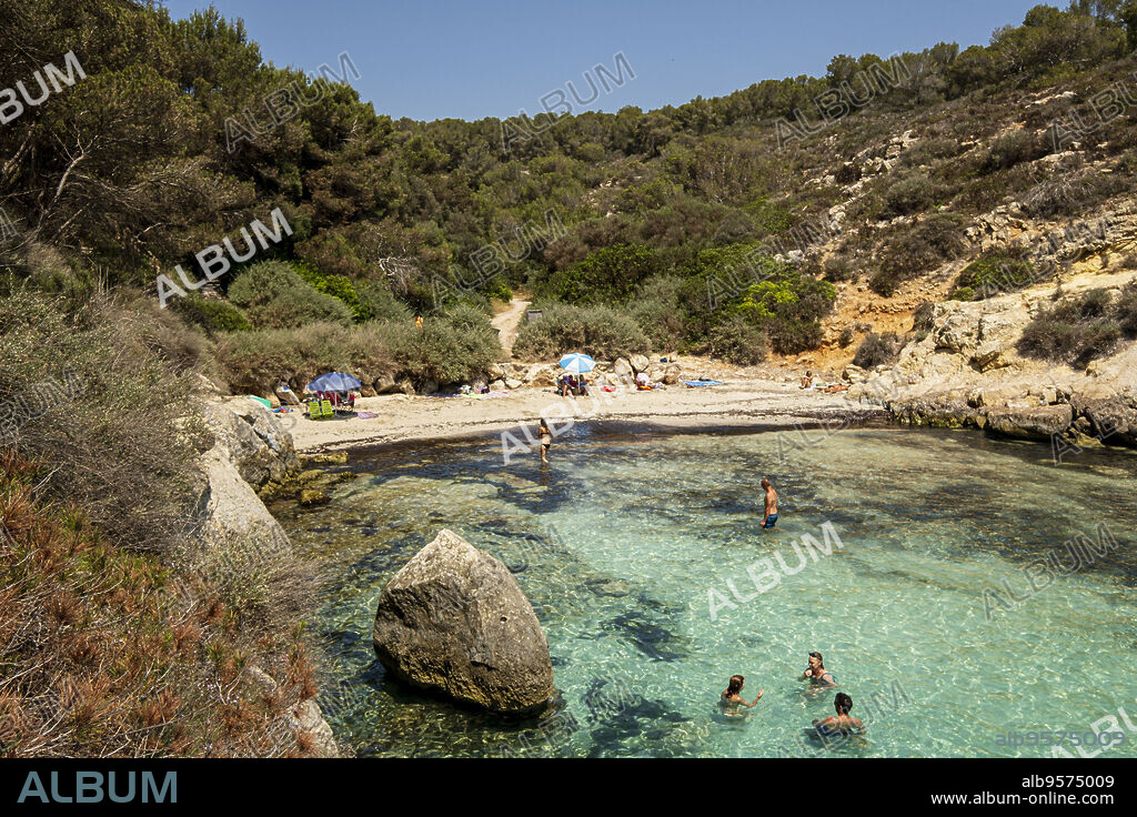 Caló de sa Nostra Dama, Calviá, Mallorca, Balearic Islands, Spain.