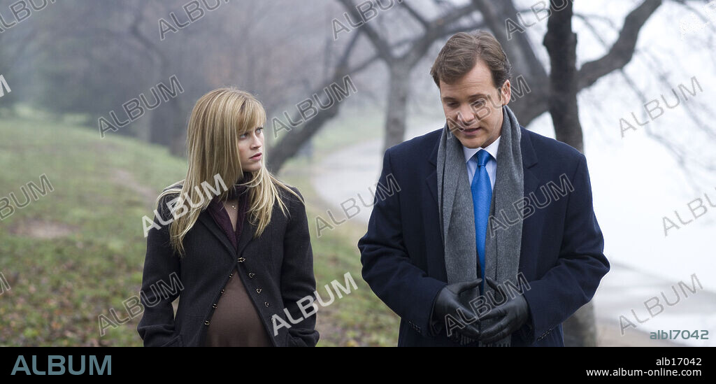 PETER SARSGAARD y REESE WITHERSPOON en EXPEDIENTE ANWAR, 2007 (RENDITION), dirigida por GAVIN HOOD. Copyright ANONYMOUS CONTENT/DUNE FILMS/LEVEL 1 ENTERTAINMENT/ / EMERSON, SAM.