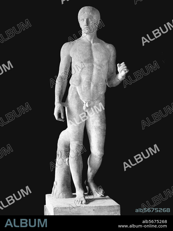 Greek sculpture, classical, Argive, Polyklet, (c. 470/60 - after 423 BC). - Doryphoros (Spear bearer). Copy, early Roman Empire, after bronze original, c. 440 BC., by Polyklet. Marble. Found in the Palaestra at Pompeii. Inv. No. 6011. Naples, National Archaeological Museum.