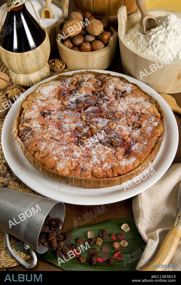 Torta Briaca (Drunk Cake), cake made with wine, dried and candied fruits, Elba, Tuscany, Italy, Europe.