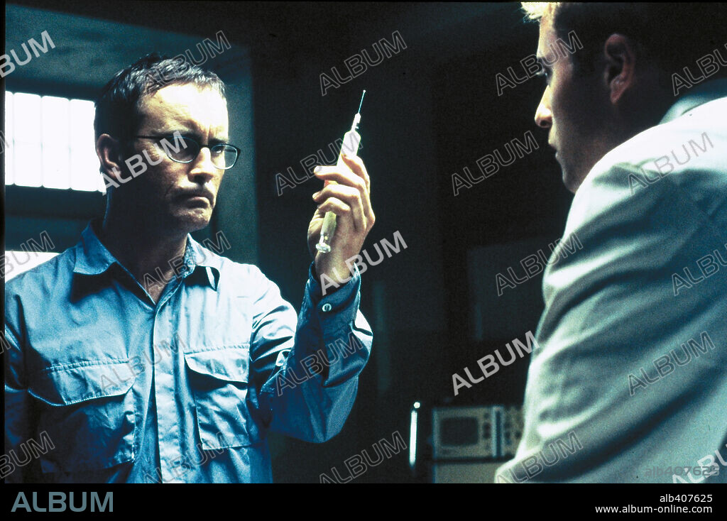 BRUCE ABBOTT and JEFFREY COMBS in BEYOND RE-ANIMATOR, 2003, directed by BRIAN YUZNA. Copyright FANTASTIC FACTORY/FILMAX.
