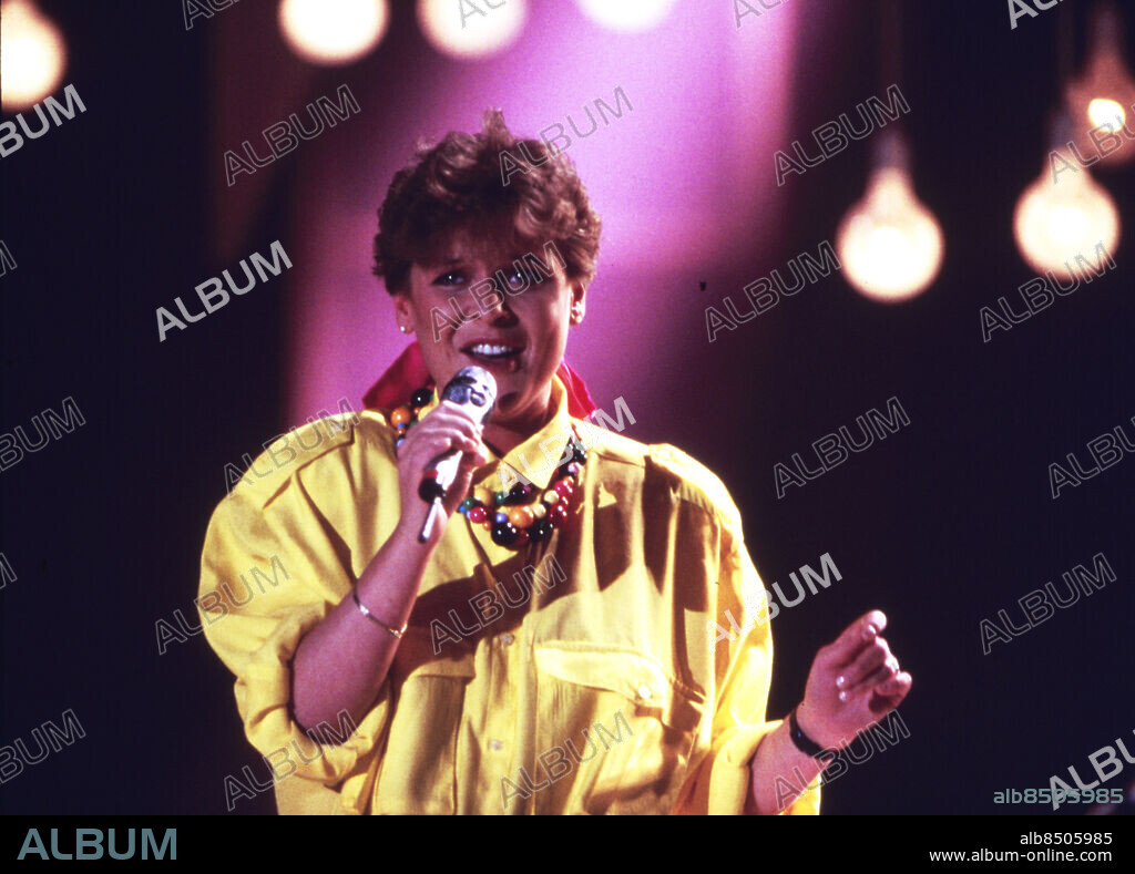 Göteborg februari 1987. Melodifestivalen - Lotta Engberg vinner med Fyra Bugg och en Coco Cola.. Foto: Pelle Lund / Kamerareportage *** Local Caption *** . PELLE LUND.