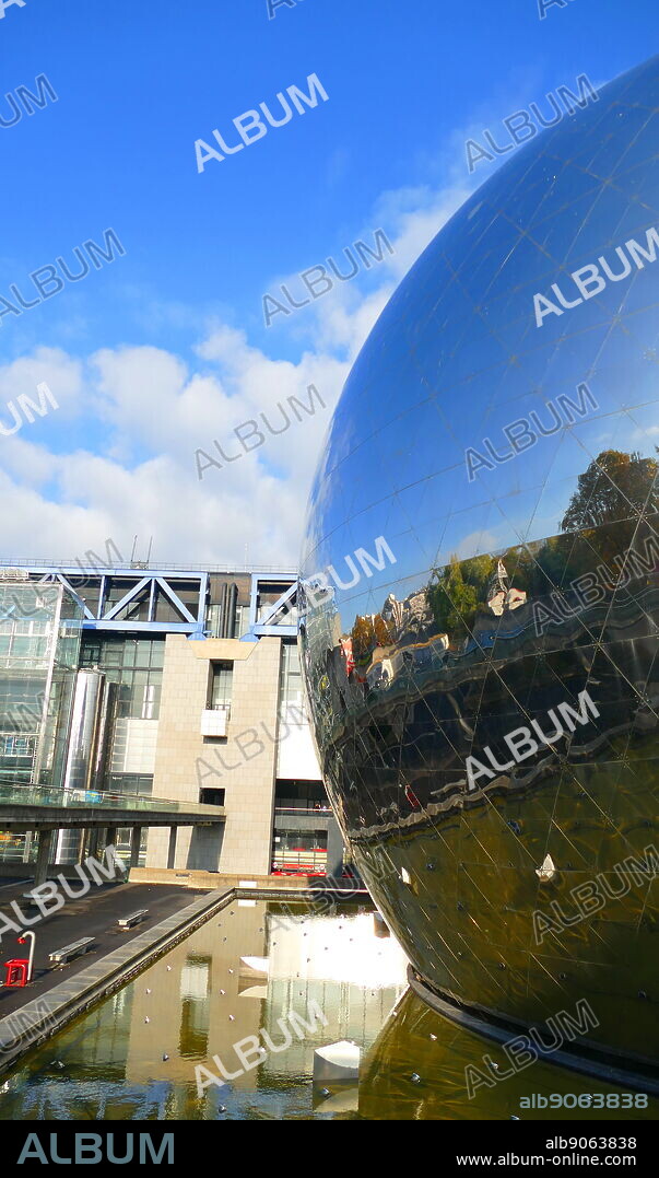 La Geode is a mirror-finished geodesic dome opened in 1985 in Paris. It holds an Omnimax theatre in Parc de la Villette at the Cité des Sciences et de l'Industrie (City of Science and Industry) in the 19th arrondissement of Paris, France.