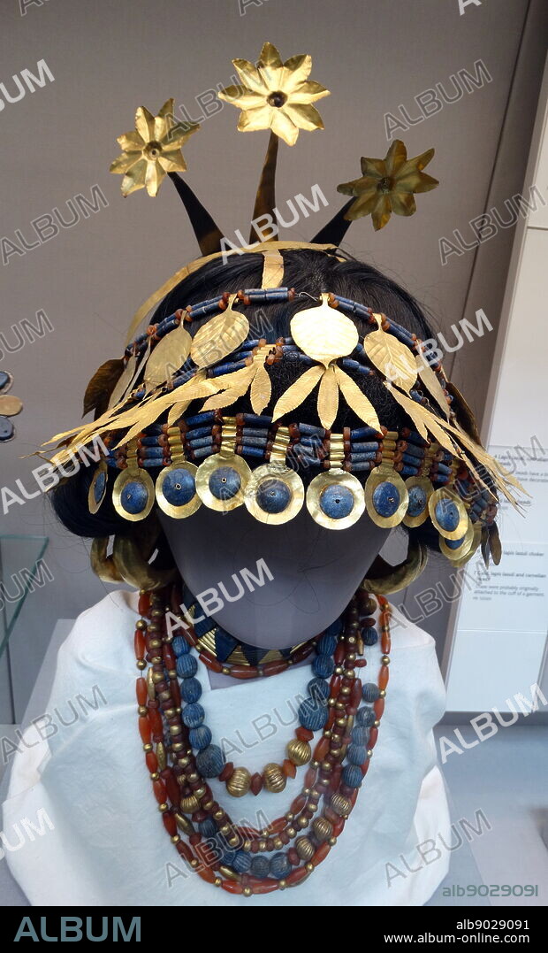 Reconstructed Sumerian headgear necklaces found in the tomb of Queen Puabi.