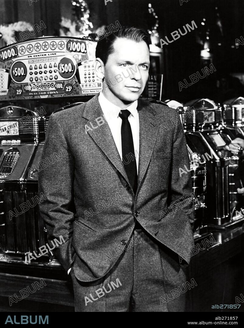 FRANK SINATRA in OCEAN'S ELEVEN, 1960, unter der Regie von LEWIS MILESTONE. Copyright WARNER BROTHERS.