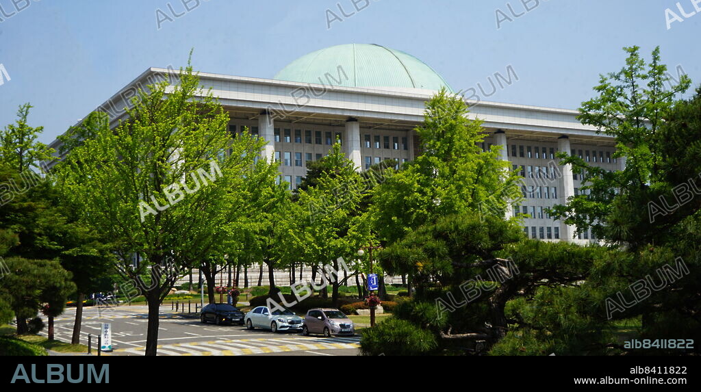 The National Assembly Proceeding Hall (Gukhoe-uisadang) is the South Korean capitol building. It serves as the location of the National Assembly of the Republic of Korea, the legislative branch of the South Korean national government. It is located at Yeouido-dong, Yeongdeungpo-gu, Seoul.