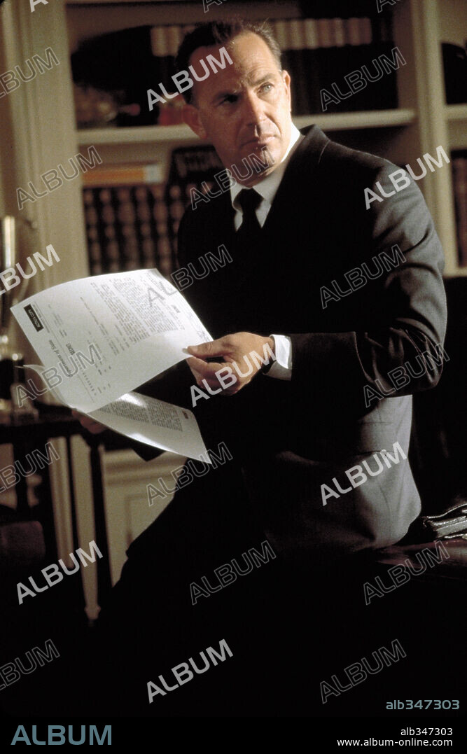 KEVIN COSTNER en TRECE DÍAS, 2000 (THIRTEEN DAYS), dirigida por ROGER DONALDSON. Copyright NEW LINE CINEMA / GLASS, BEN.