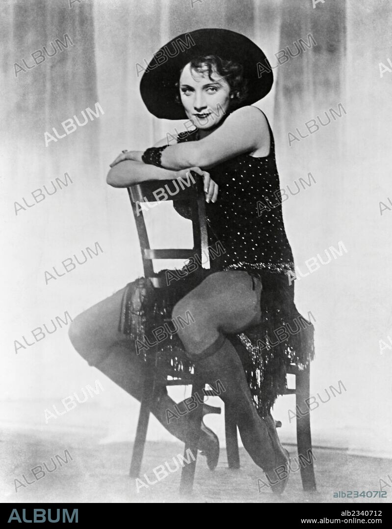 MARLENE DIETRICH in DER BLAUE ENGEL, 1930, unter der Regie von JOSEF VON STERNBERG. Copyright U.F.A.