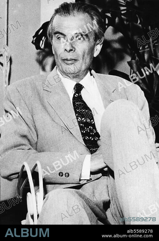 Aldous Leonard Huxley, English Writer, Godalming, Surrey, 26.7.1894 - Hollywood, 22.11.1963. Portrait photographer.
