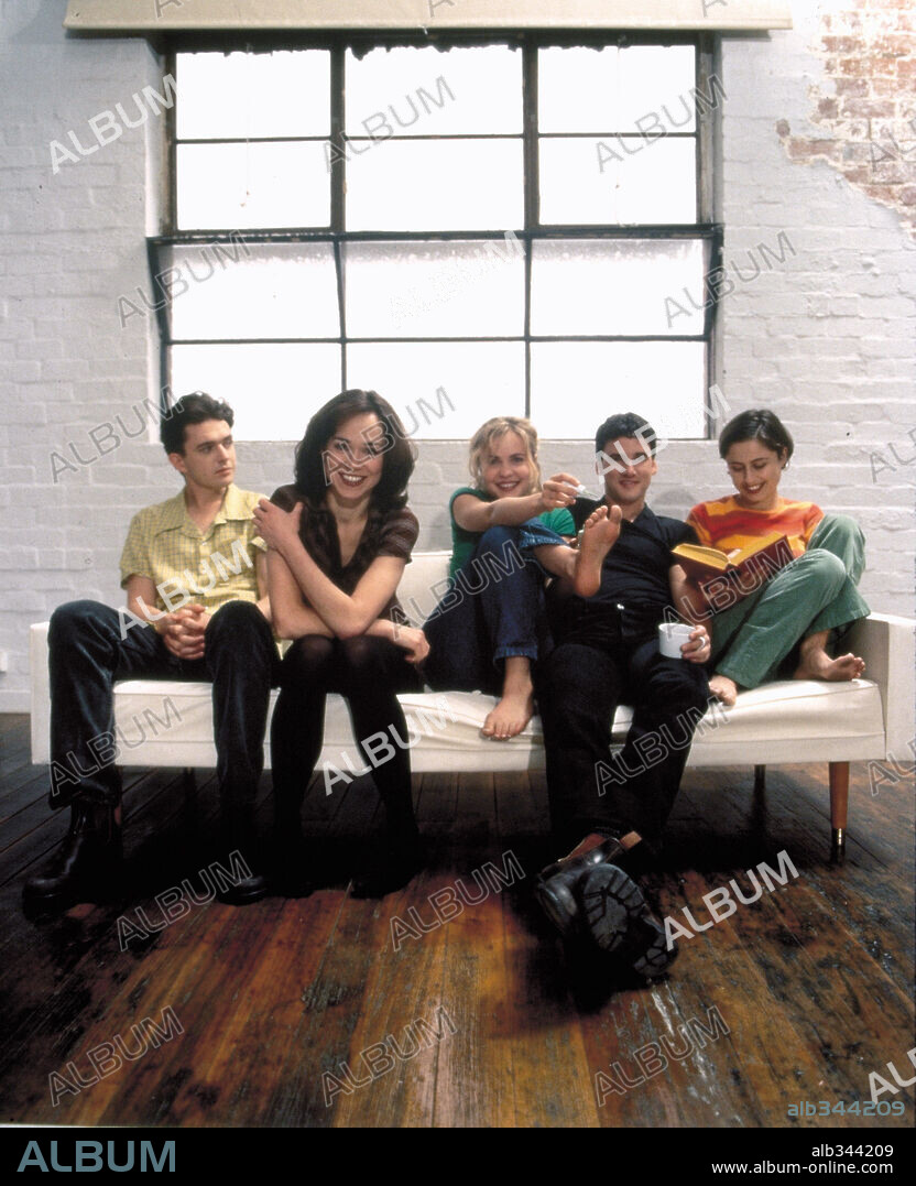 ALICE GARNER, FRANCES O'CONNOR, MATT DAY, MATTHEW DYKTYNSKI and RADHA MITCHELL in LOVE AND OTHER CATASTROPHES, 1996, directed by EMMA-KATE CROGHAN.
