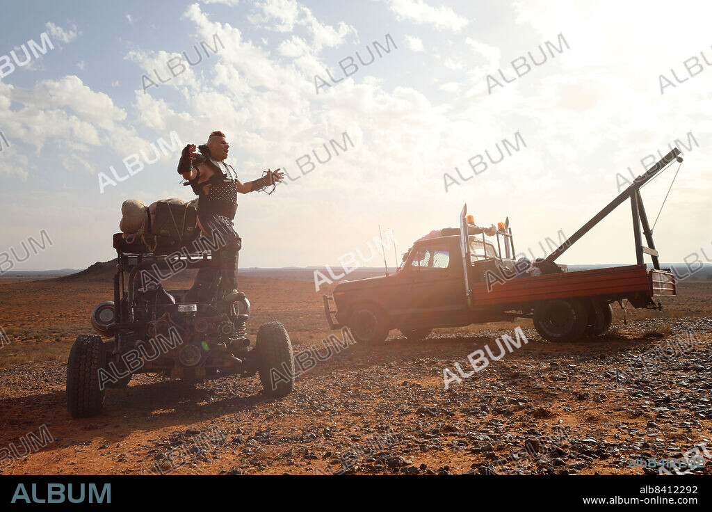 STEVE SCHOLZ in BEYOND THE WASTELAND, 2021, directed by EDDIE BEYROUTHY. Copyright The Picture Lot.