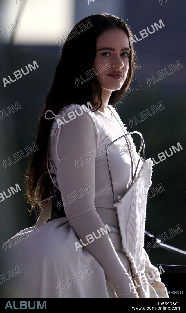 September 24, 2022, New York City, New York, USA: Singer/musician ROSALIA performs during the 2022 Global Citizen Festival held on the Great Lawn in Central Park. (Credit Image: © Nancy Kaszerman/ZUMA Press Wire).