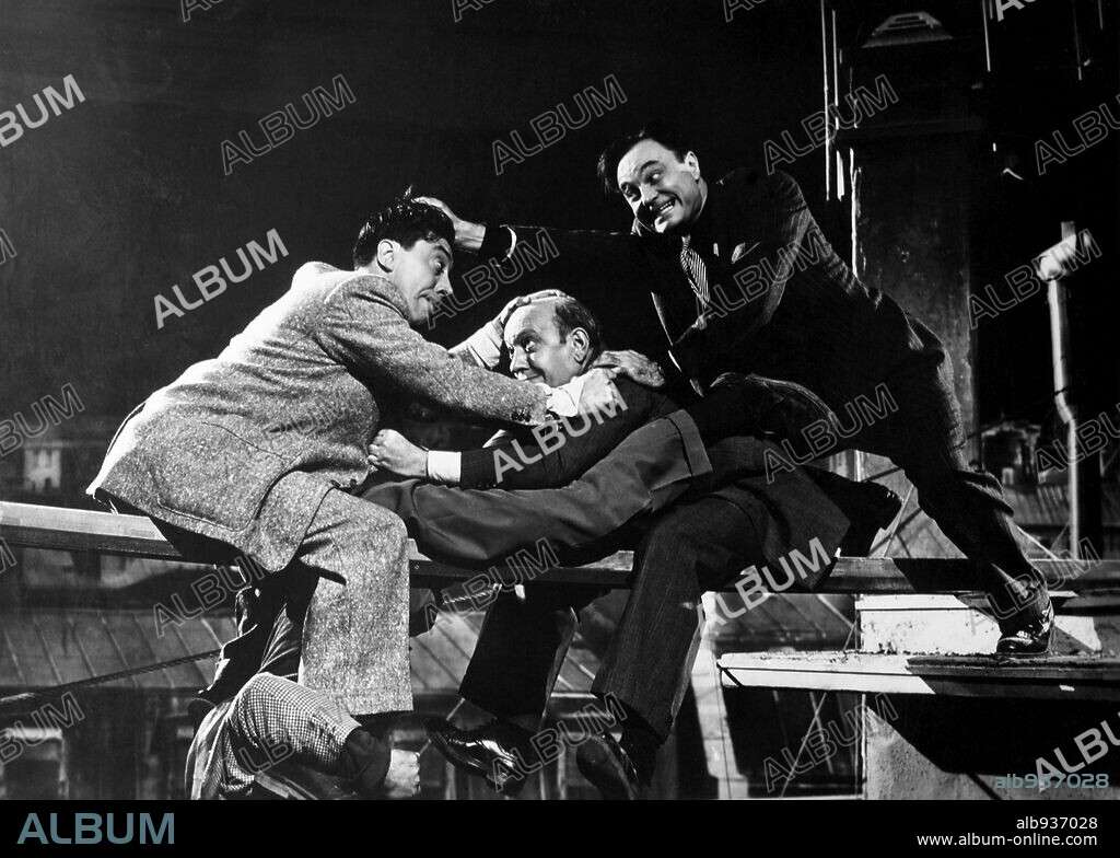 FERNANDEL dans BONIFACE SOMNAMBULE, 1951, réalisé par MAURICE LABRO. Copyright LA SOCIETE DES FILMS SIRIUS.