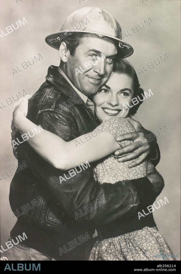 JAMES STEWART y JOANNE DRU en BAHÍA NEGRA, 1953 (THUNDER BAY), dirigida por ANTHONY MANN. Copyright UNIVERSAL PICTURES.