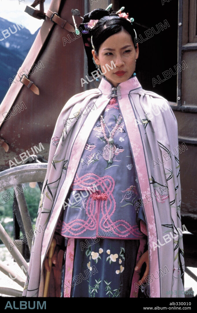 LUCY LIU in SHANGHAI NOON, 2000, directed by TOM DEY. Copyright TOUCHSTONE PICTURES.