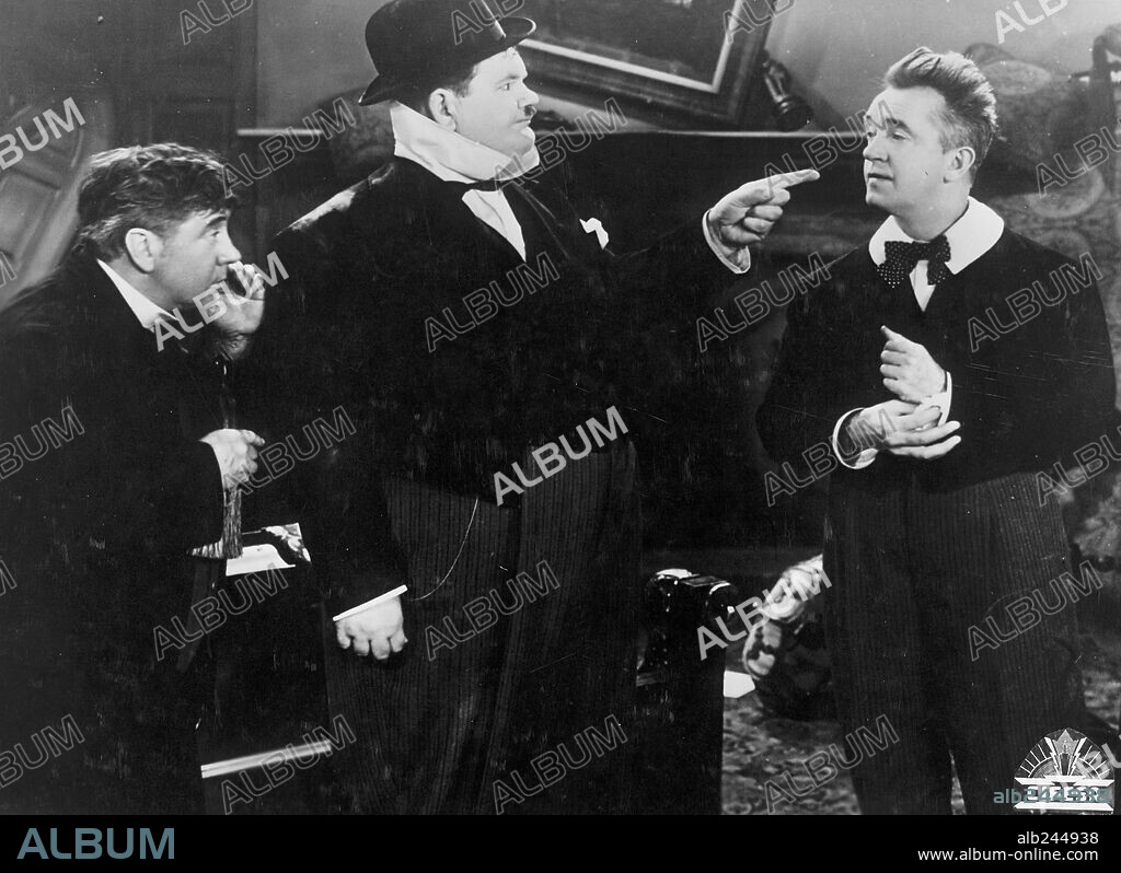 OLIVER HARDY and STAN LAUREL in A CHUMP AT OXFORD, 1940, directed by ALF GOULDING. Copyright HAL ROACH/UNITED ARTISTS.