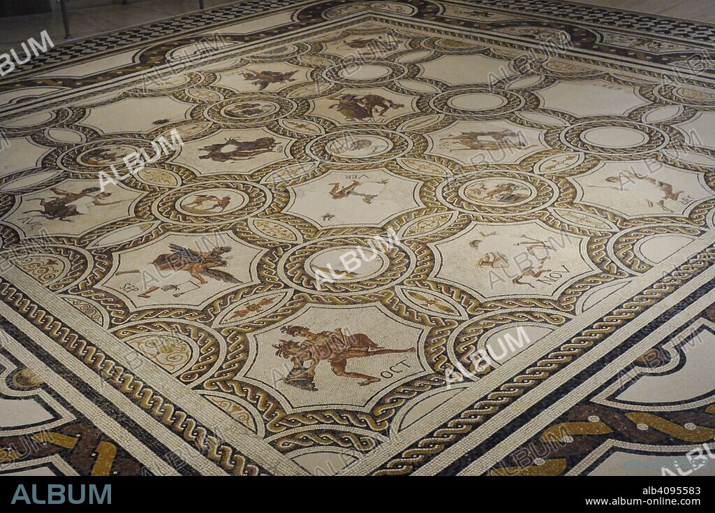 Mosaico de las estaciones y los meses. Siglo III. Piedra caliza. Procedente de Hellín (provincia de Albacete, Castilla-La Mancha). Museo Arqueológico Nacional. Madrid. España.