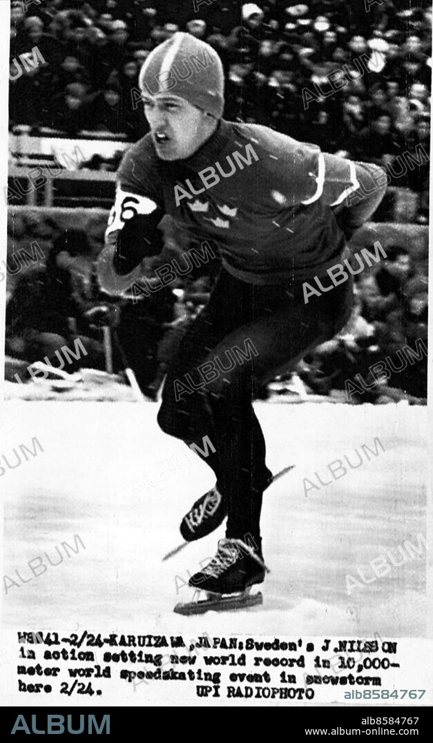 ARKIV 1963-02-24 - Skrinnaren Jonny Nilsson på väg att ta VM-guld och sätta nytt världsrekord på 10 000 meter i snöovädret vid skridsko-VM i Karuizawa, Japan.. Foto: UPI Code 450. COPYRIGHT SCANPIX SWEDEN.