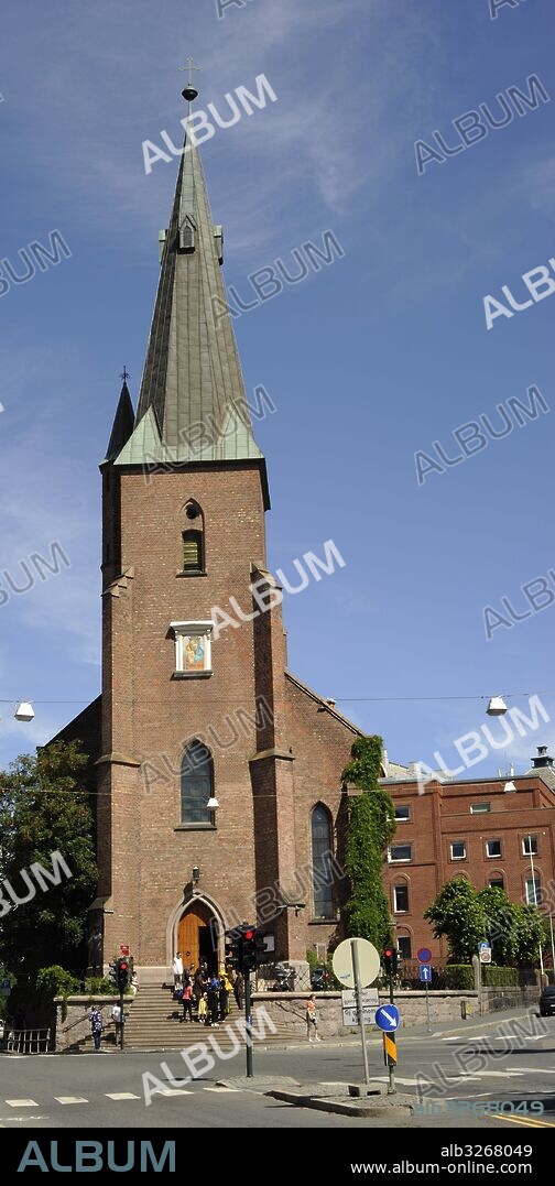 Norway. Oslo. View of the Cathedral of St. Olav, built in Neo-Gothic style between 1852 and 1856 by the German architects Heinrich Ernst Schirmer (1814-1887) and Wilhelm von Hanno (1826-1882).