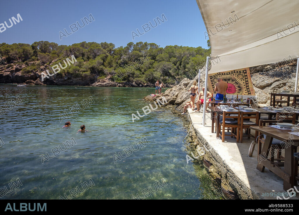 restaurante El bigotes, Cala Mastella, Sant Carles, Municipio Santa Eulària des Riu, Ibiza, balearic islands, Spain.