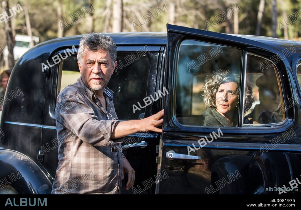 ANTONIO CHAVARRIAS and ELVIRA MINGUEZ in EL ELEGIDO, 2016, directed by ANTONIO CHAVARRIAS. Copyright ALEBRIJE CINE Y VIDEO/IBERMEDIA/ICEC/ICAA/TV3/TVE/OBERON.