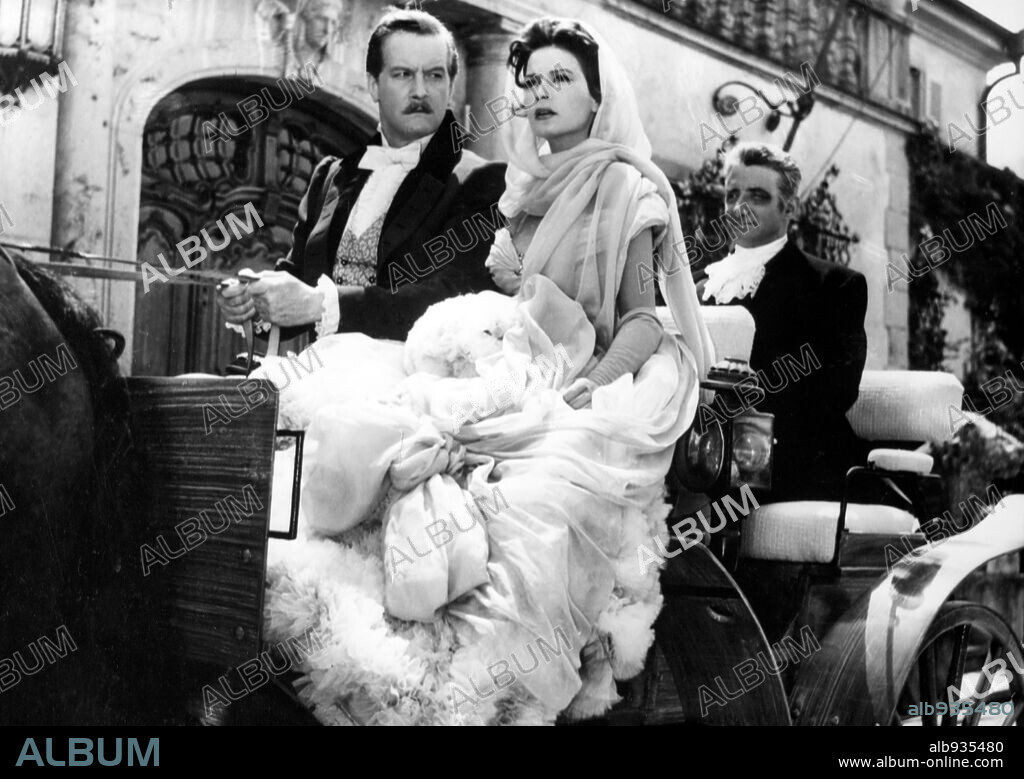 EVA BARTOK y KARL SCHONBOCK en LOS BOSQUES DE MIS SUEÑOS, 1956 (DURCH DIE WALDER, DURCH DIE AUEN), dirigida por GEORG WILHELM PABST. Copyright UNICORN FILM PRODUKTION.