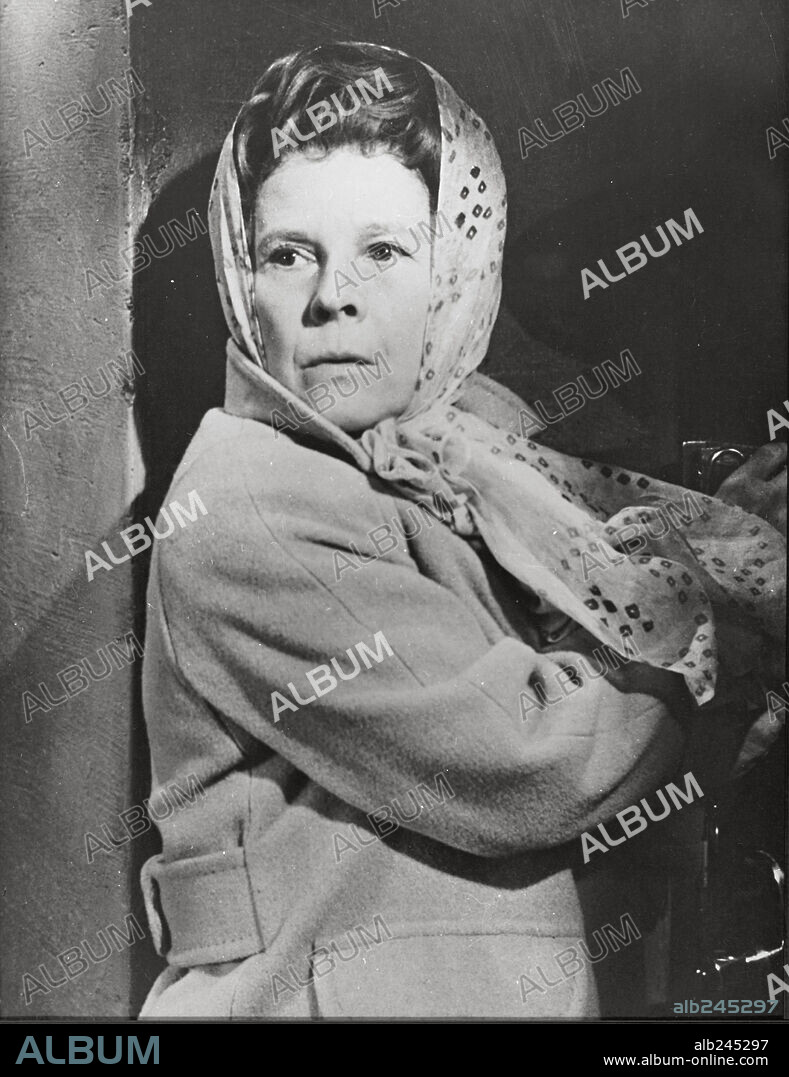RUTH GORDON in HAROLD AND MAUDE, 1971. Copyright PARAMOUNT PICTURES.