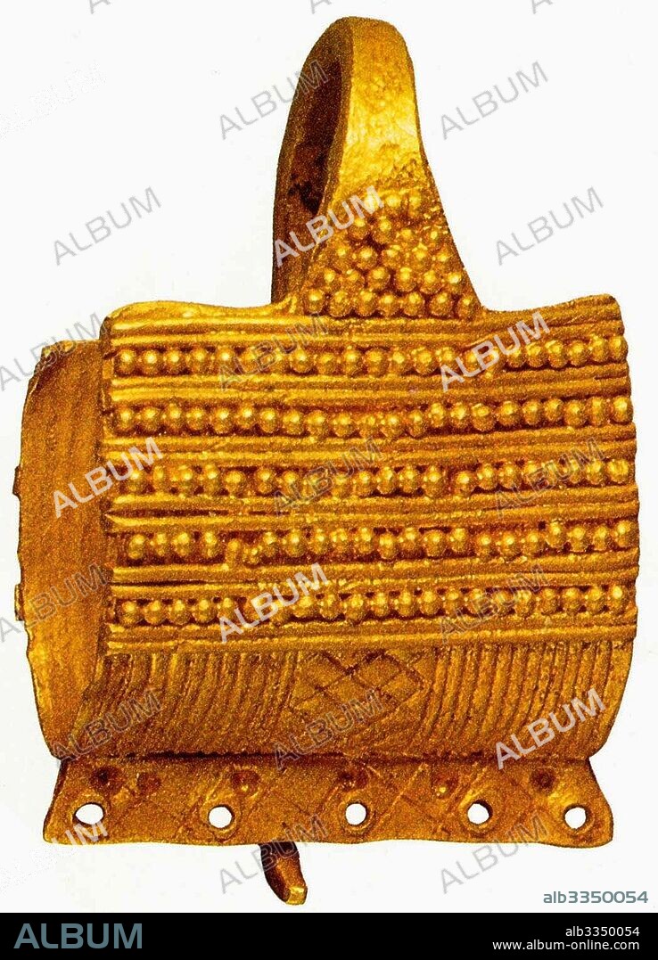 PRIAM’S TREASURE GOLD OF TROY. Earring in the form of a basket.
