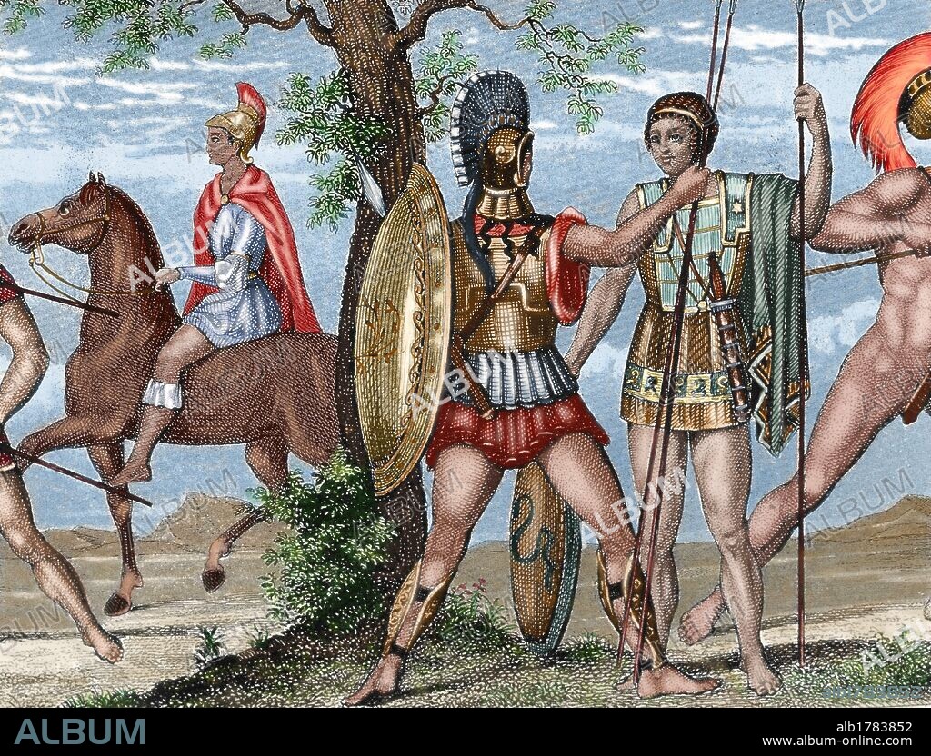 Grabado coloreado con la representación de dos SOLDADOS GRIEGOS. Uno de infantería pesada, provisto de casco, coraza, escudo (hoplitas) y otro sin protección y con jabalina, de la infantería ligera (Hilota). Ciudadanos-soldados.