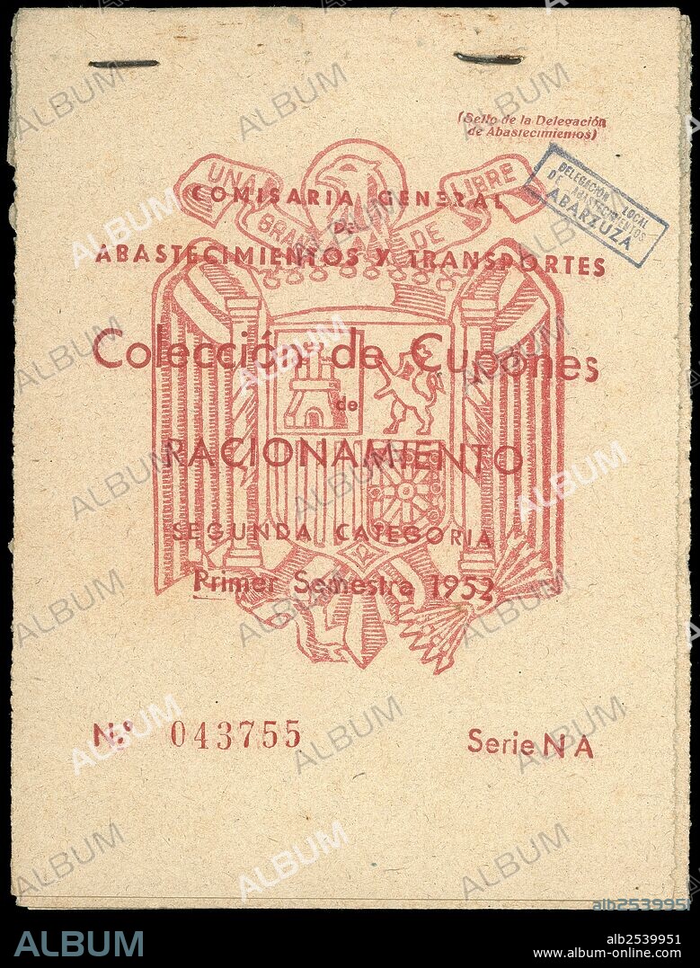 Portada de la cartilla de racionamiento expedida por la Comisaría general de abastecimientos y transportes. Año 1952.