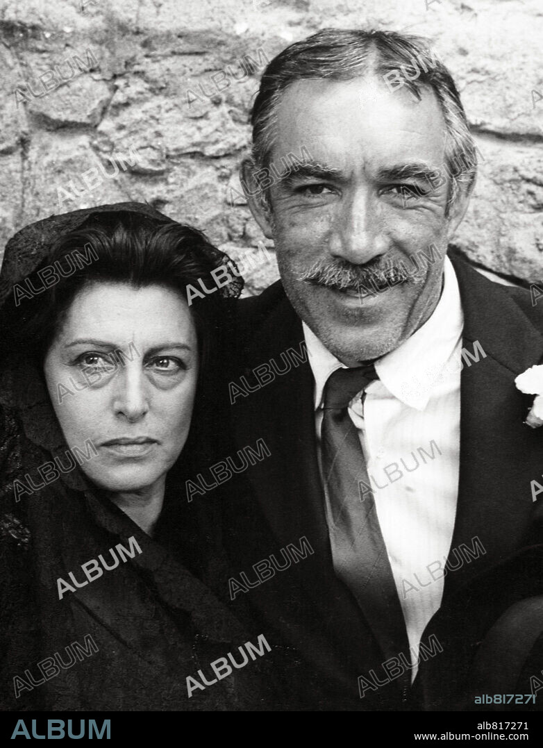 ANNA MAGNANI et ANTHONY QUINN dans THE SECRET OF SANTA VITTORIA, 1969, réalisé par STANLEY KRAMER. Copyright UNITED ARTISTS.