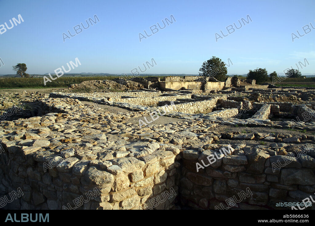 Arbeca; Poblat ibèric / poblado ibérico dels Vilars / fortaleza de la edad del Hierro (siglo VII A.C.).