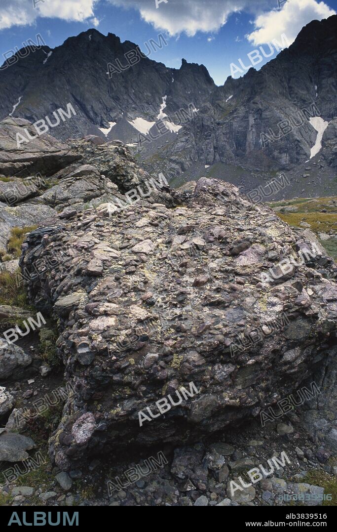 The Crestone Conglomerate in the Sangre de Cristo Range, Colorado.