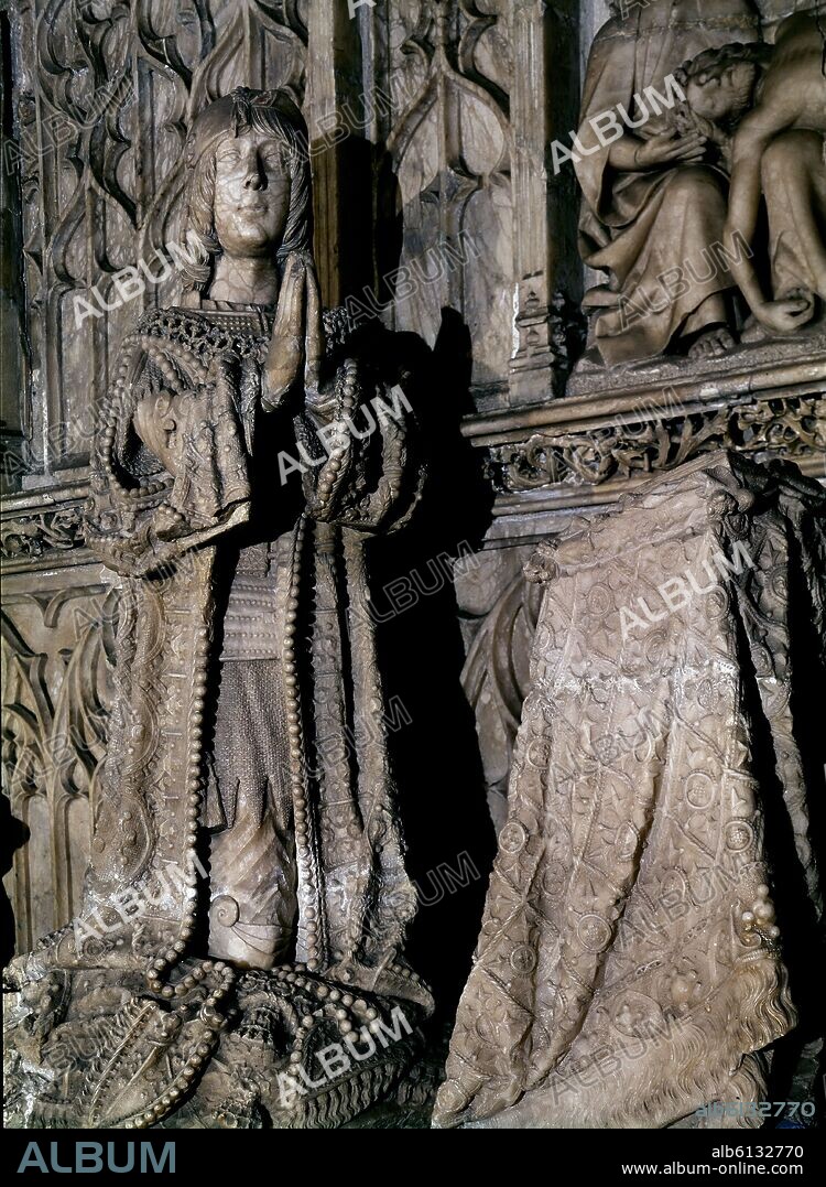 GIL DE SILOE. SEPULCRO DE JUAN DE PADILLA PAJE DE ISABEL LA CATOLICA - 1493 - MARMOL.