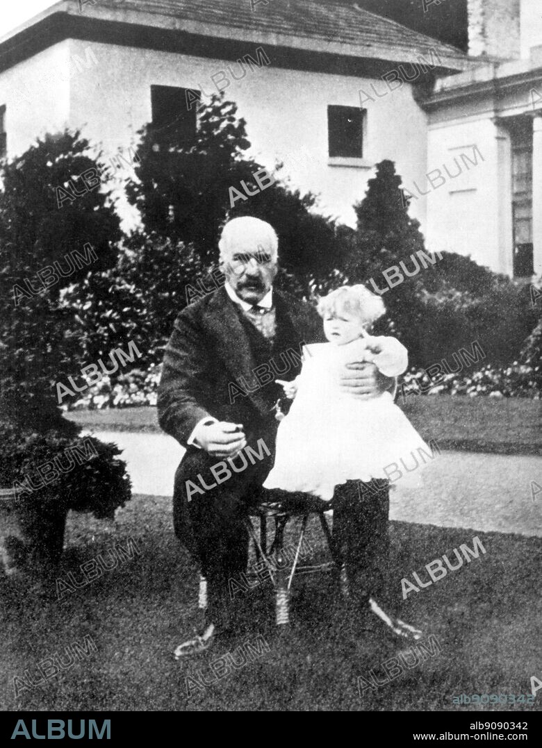 John Pierpont Morgan with grand daughter Mabel Satterlee at Dover House 1902. Morgan, John Pierpont Sr. (J. P. Morgan) US businessman, financier, and steel industrialist; co-founded U.S. Steel Corp. 1901 _1837-1913.