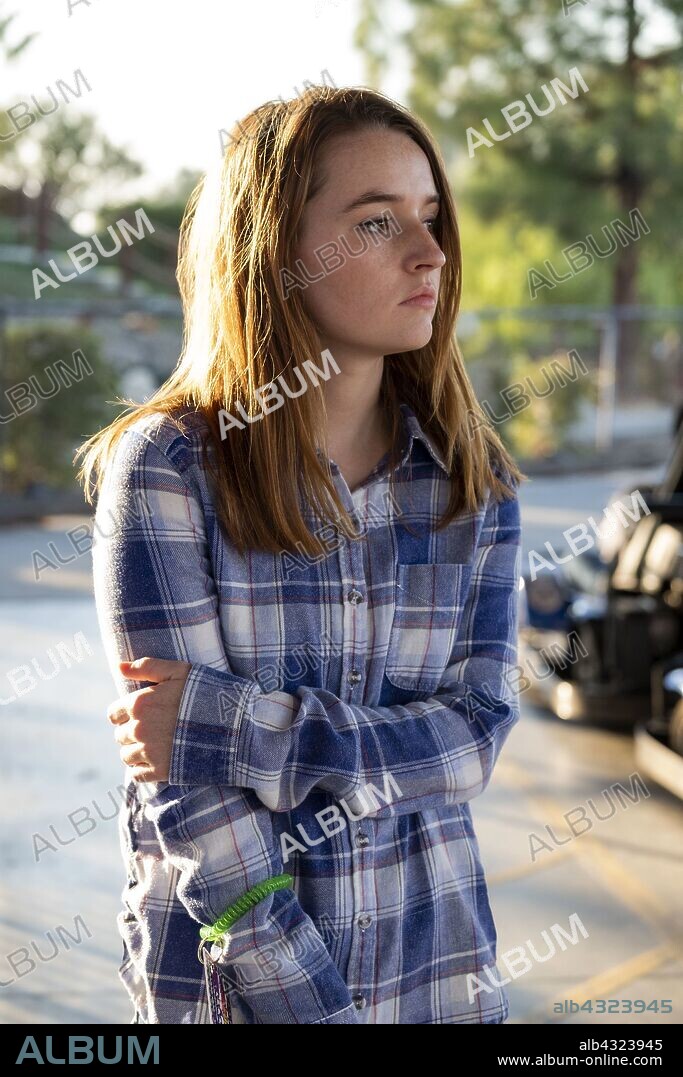 KAITLYN DEVER in UNBELIEVABLE, 2019, directed by SUSANNAH GRANT. Copyright CBS TELEVISION.