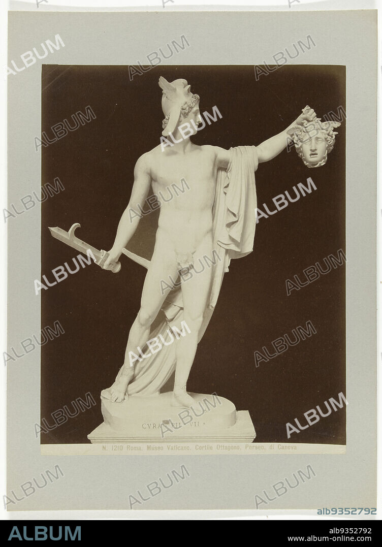 Sculpture of Perseus with the head of Medusa, N. 1210 Roma. Museo Vaticano. Cortile Ottagono, Perseo, di Canova (title on object), anonymous, Rome, c. 1880 - c. 1904, paper, albumen print, height 255 mm × width 200 mmheight 327 mm × width 241 mm.
