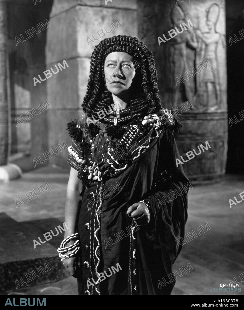 FLORA ROBSON dans CAESAR AND CLEOPATRA, 1945, réalisé par GABRIEL PASCAL. Copyright UNITED ARTISTS.