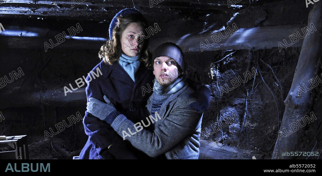 MELODY KLAVER in WINTER IN WARTIME, 2008 (OORLOGSWINTER), directed by MARTIN KOOLHOVEN. Copyright Isabella Films B.V.