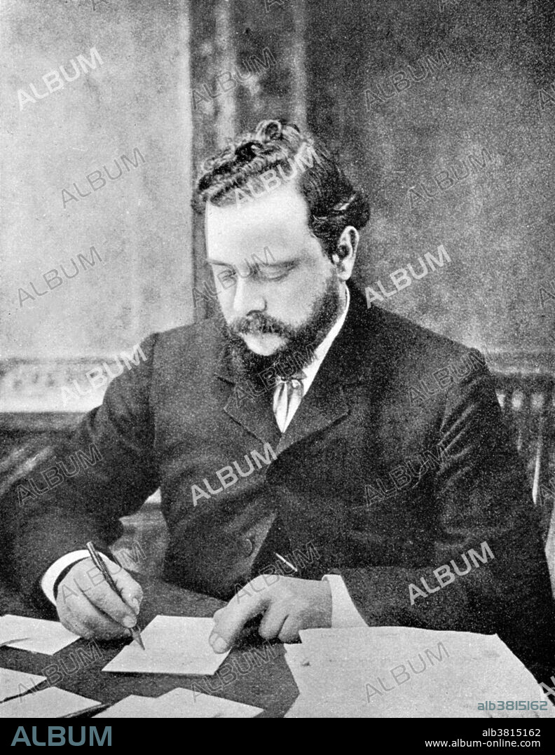 Charles Romley Alder Wright (1844-1894), an English chemistry and physics researcher at St. Mary's Hospital Medical School in London. He was the first person to synthesize diamorphine or heroin, in 1874.