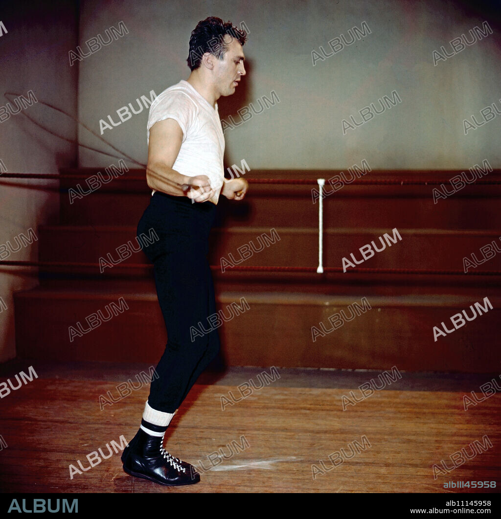tea with Bubi Scholz, documentary about the German boxer, Germany around 1960, Contributors: Bubi Scholz training with the rope (original german headline: Ein Tee mit Bubi Scholz).