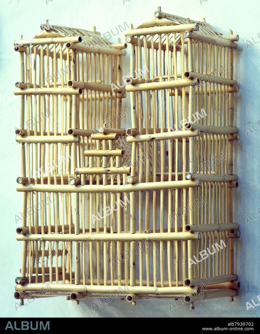 JAULA DE CAÑA PARA CANARIOS.