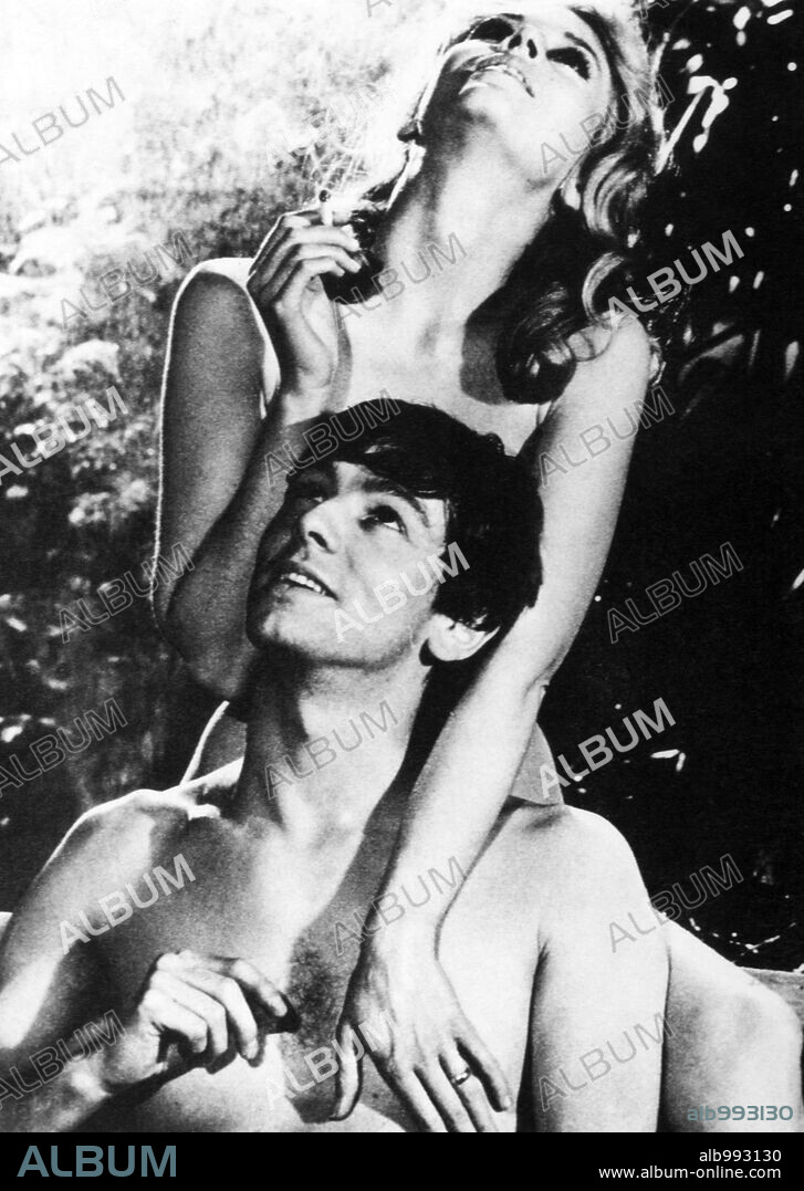 JANE FONDA and MICHEL PICCOLI in THE GAME IS OVER, 1966 (LA CUREE), directed by ROGER VADIM. Copyright MEGA FILMS.
