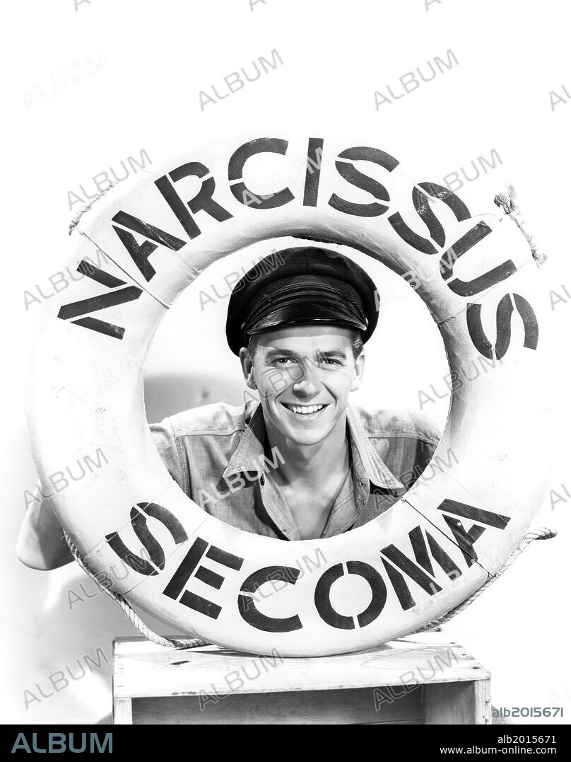 RONALD REAGAN in TUGBOAT ANNIE SAILS AGAIN, 1940, directed by LEWIS SEILER. Copyright WARNER BROTHERS.